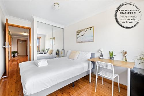 Comfort & Calm - Double Room on a Quiet Crescent in Liverpool - Shared Bathroom
