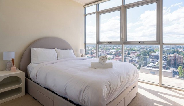 Comfy 1BDR Apt 3 minutes to Train Station Burwood