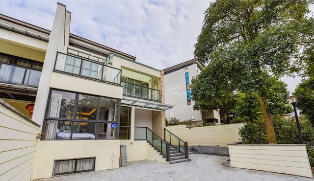 Conghua Hotspring Villa