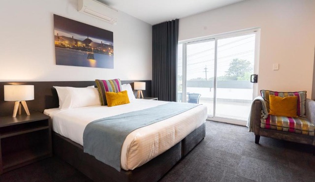 Coniston Hotel Wollongong