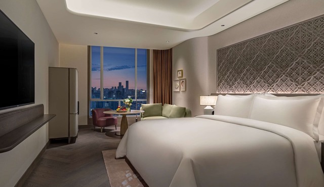 Conrad Urumqi