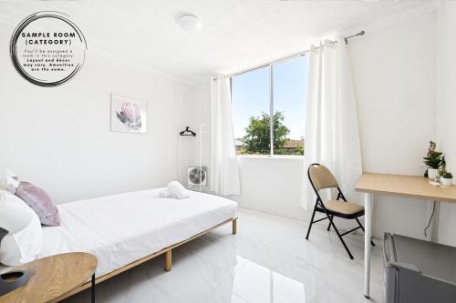 Convenient Double Stay in Heart of Cabramatta - Shared Bathroom and Kitchen