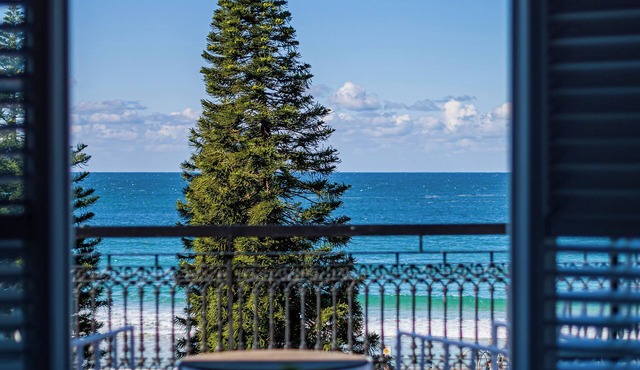 Coogee Bay Hotel