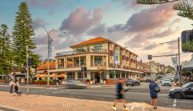 Coogee Bay Hotel