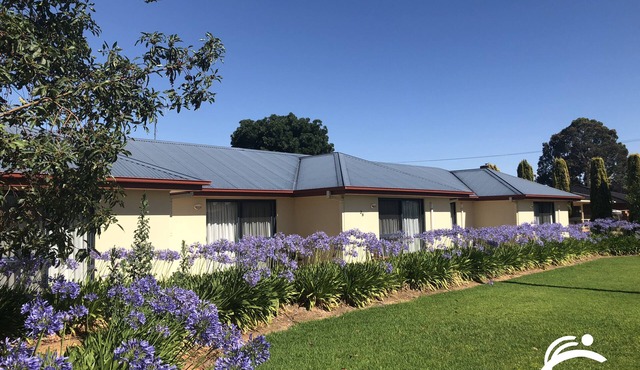 Coro Club Motel