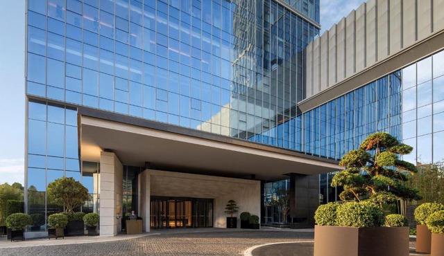 Courtyard by Marriott Luoyang