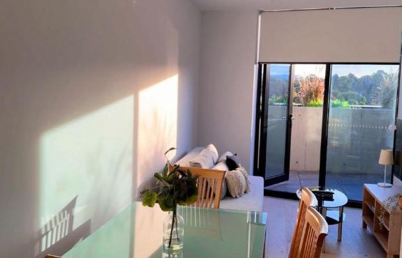 Cozy 2BR, 2bath 2 parking, Pet Friendly, 6 sleep, Woden ,
