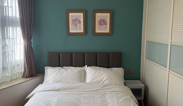 Cozy and Convenient apartment in the heart of GuangZhou with WiFi and AC