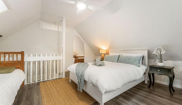 Crescent Lodge 307 Loftus Rd
