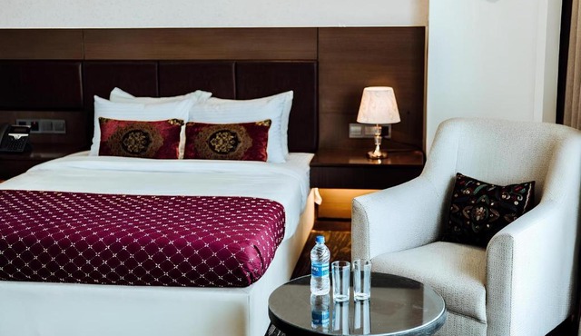 Crown Comfortia Hotel Jashore