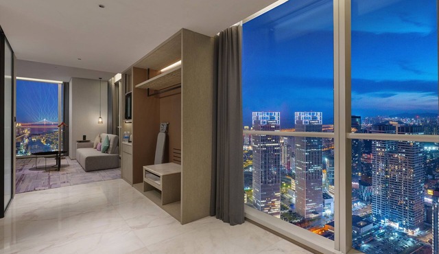Crowne Plaza Dalian Xinghai by IHG
