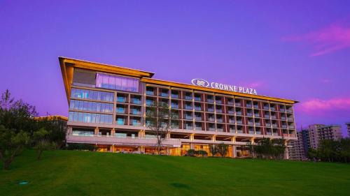 Crowne Plaza Zunhua Hot Spring Town by IHG