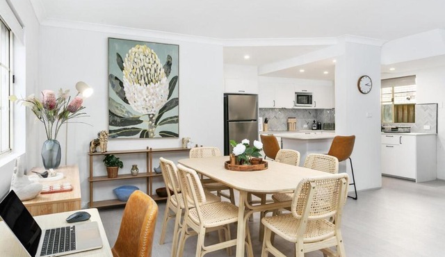 Crows Nest comfort - Laidback living with garden - ER138