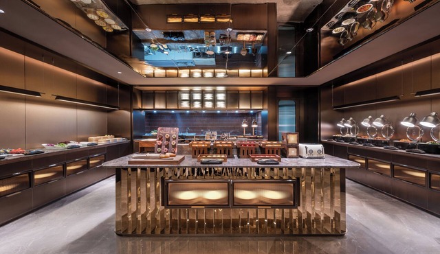 Crystal Hotel Qingdao Badaguan