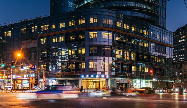 Crystal Hotel Shanghai North Sichuan Road on the Bund