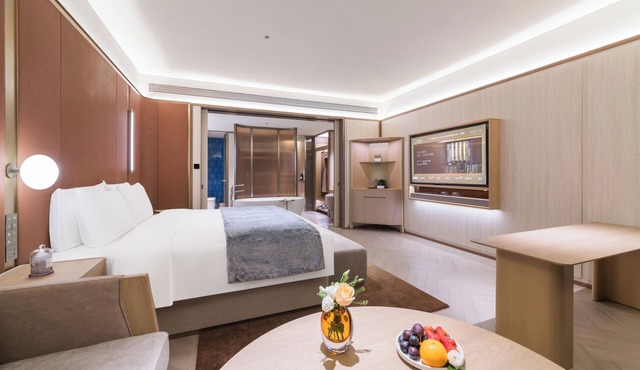 Crystal Hotel Shenzhen Dalang biz Center