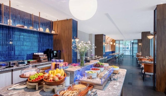 CrystalOrangeShanghaiCaohejing Hotel