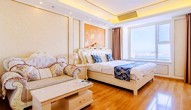 Da Lian Apartment