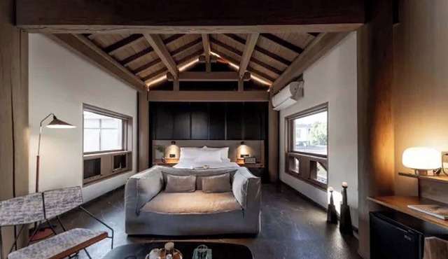 Dali Ancient City Xishan Designer Hotel