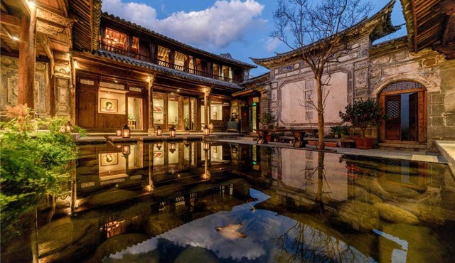 Dali Old Courtyard Boutique Inn
