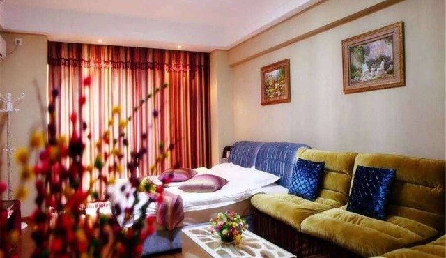 Dalian Blazing Sun Seaview Apartment
