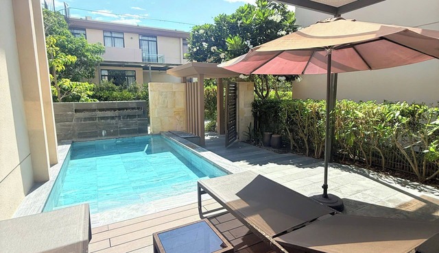 Deluxe Villa Beach Front