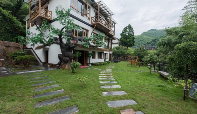Deqing Mogan Mountain Jianxi Villa
