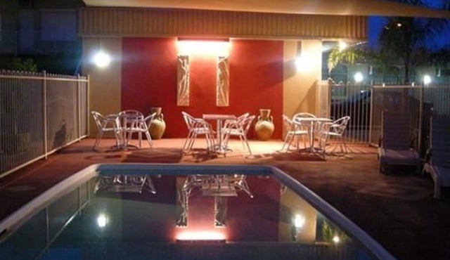 Desert Sand Motor Inn