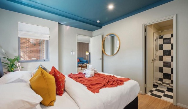 Designer Stay with Courtyard Bassendean near Swan Valley
