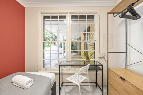 Detached Single Room - Central Spot in Pymble - Shared Bathroom