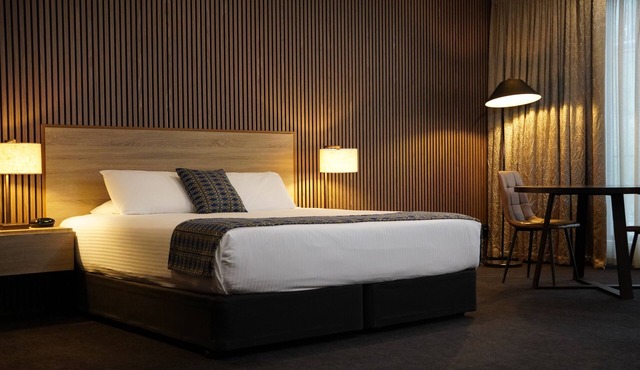 Dingley Hotel