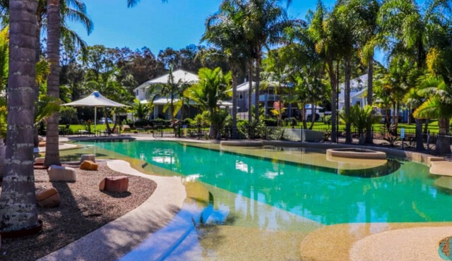 Dollarbird TreeTops Townhouse at Raffertys Resort