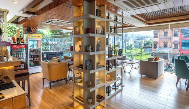 Dream International Hotel