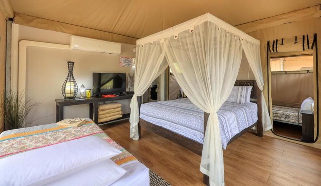 Dubbo Rhino Lodge