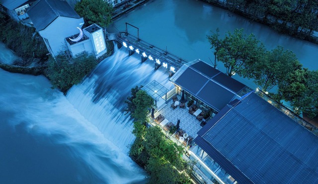 Dujiangyan Private Hot Spring Villa