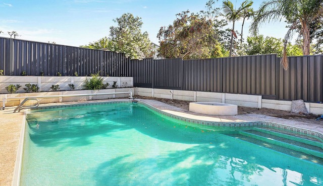 Duncraig Family Haven with Pool & Play Area