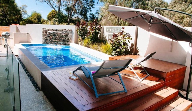 Eagle Bay Beach Retreat - Steps from the Sands