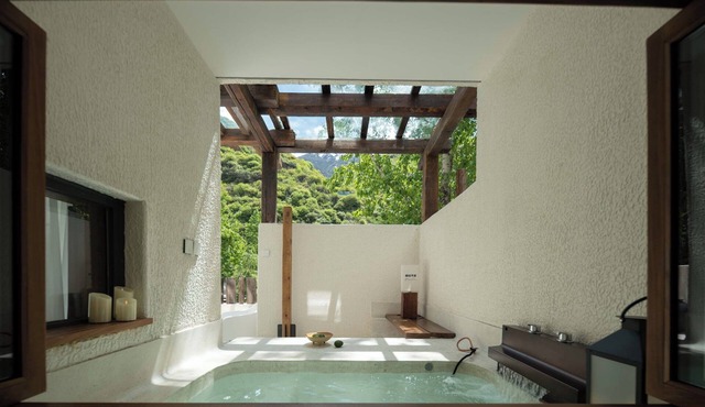 EGO Hot Spring Resort Hotel