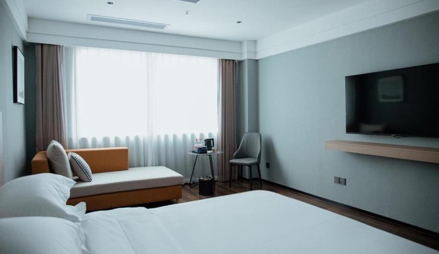 Elong Me Hotel Fuyang Wanda Plaza South Bus Station