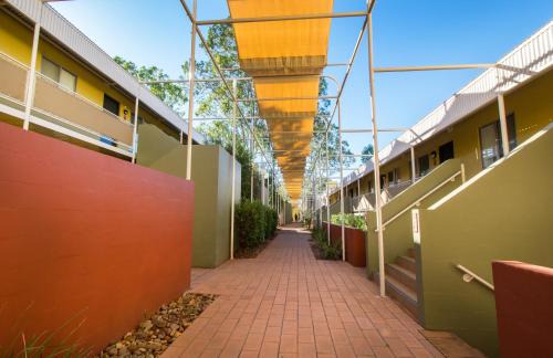 Emu Walk Apartments