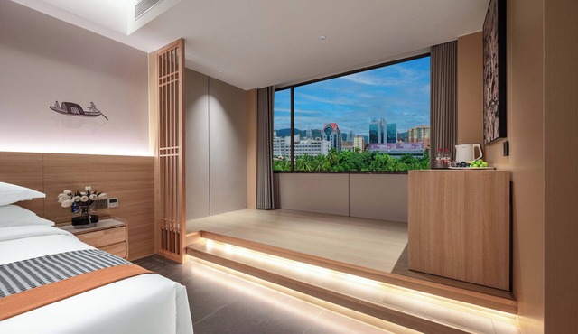 Enji International Hotel