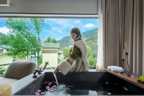 Enjoy Pleasant Hotel 九寨沟龙康桐画店