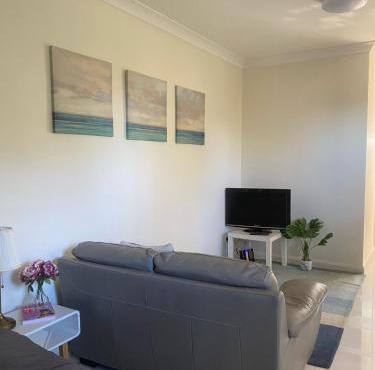 Entire Studio Guesthouse in East Lindfield