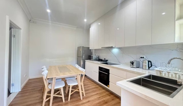 Entire Warm Home At Bankstown.