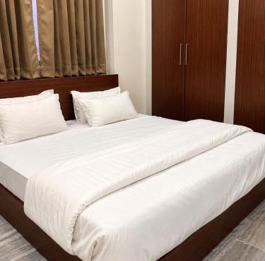Everest Guest House