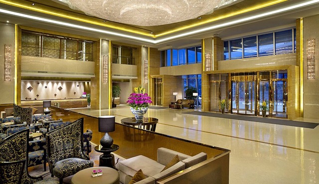 Expo Center Hotel