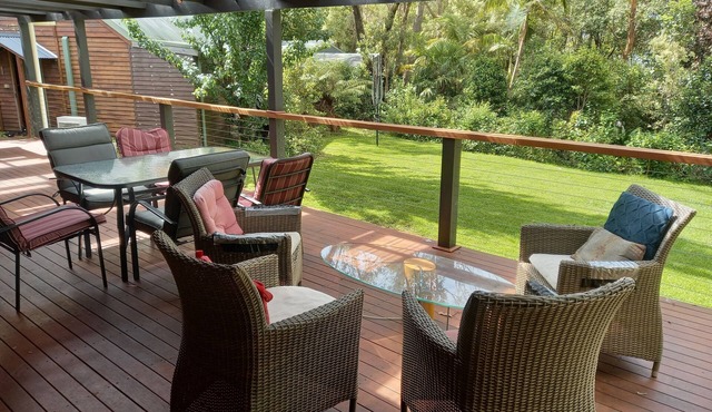 Falls Lodge - a Blue Mountains Experience