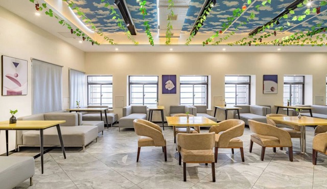 Fanhua Yuejing Hotel