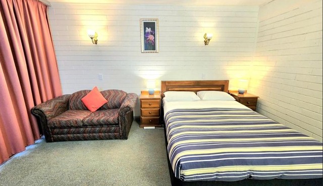 Finley Motel
