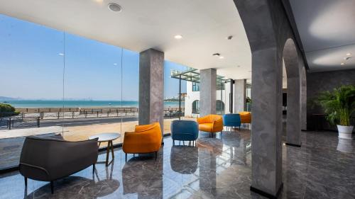 Floral Hotel Qingdao Dreamship Seaview Hotel